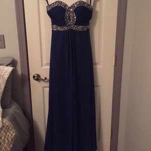 Strapless long formal dress